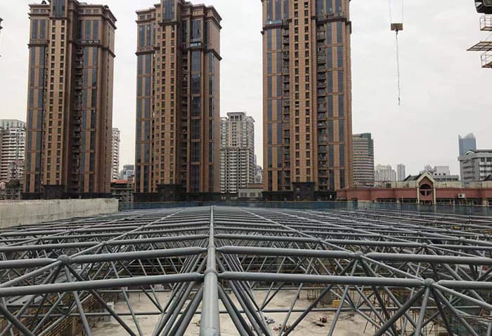 岳阳螺栓球网架结构